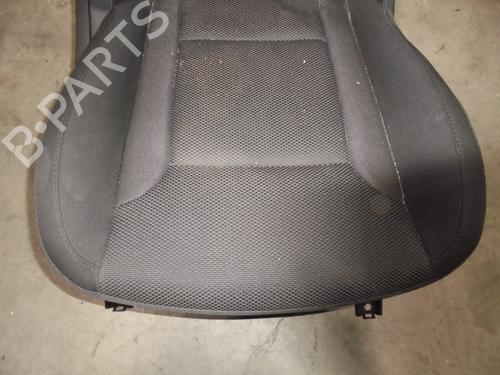 Right front seat HYUNDAI i40 I CW (VF) 1.7 CRDi | BP8405265C16 
