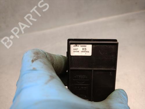 Left front window switch NISSAN JUKE (F15) 1.2 DIG-T | BP24334425I27 