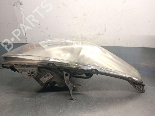 Right headlight PEUGEOT 5008 (0U_, 0E_) 1.6 16V | BP27575665C29 