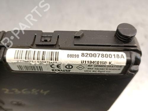 Fuse box RENAULT SCÉNIC II (JM0/1_) 1.6 16V (JM1R) | BP29357454E1 
