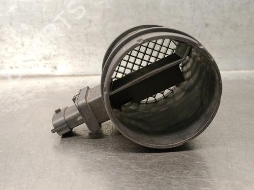 Mass air flow sensor FIAT FREEMONT (345_) 2.0 JTD | BP38016604M95 - Image 4