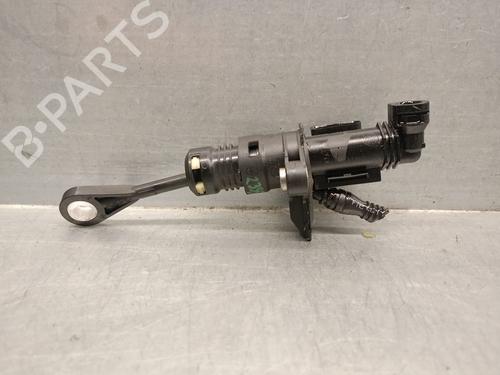 Used Clutch slave cylinder SKODA SCALA (NW1) 1.0 TSI (95 hp) 29042821
