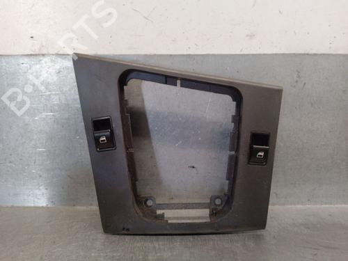 Venstre fortil elrude kontakt BMW 3 Touring (E46) 320 d (150 hp) 31159076