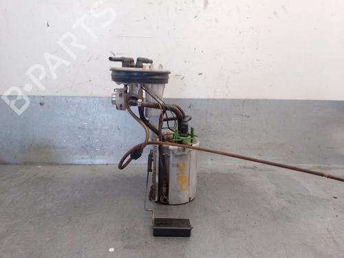 Used Fuel pump AUDI A4 B6 (8E2) 2.0 FSI (150 hp) 32389093