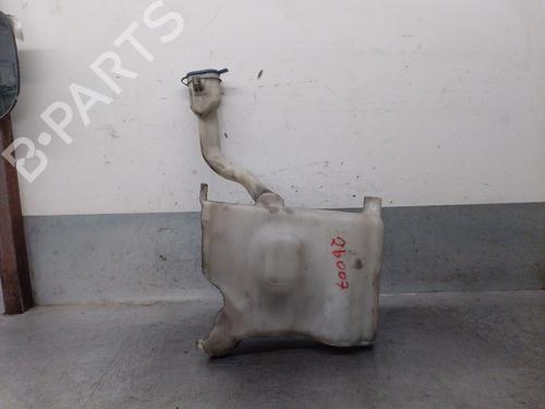 Used Windscreen washer tank Windscreen washer tank 39448379 39448379