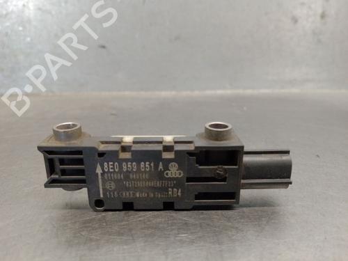 electronic-module-audi-a4-b7-8ec-2004-2005-2006-2007-2008-2009-32140381 main image