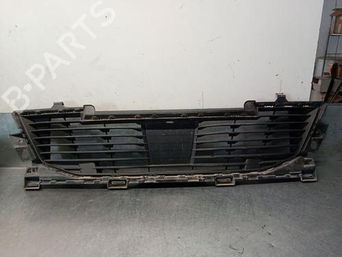 Used Grille PEUGEOT 2008 II (UD_, US_, UY_, UJ_, UR_, UC_) 1.5 BlueHDI 110 (UDYHSK) (110 hp) 26336233