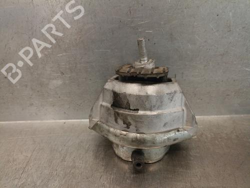Used Engine mount BMW 5 Touring (E61) 525 d (177 hp) 28018060