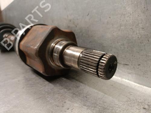 Left front driveshaft LAND ROVER RANGE ROVER SPORT I (L320) 3.6 D 4x4 | BP29617589M38 