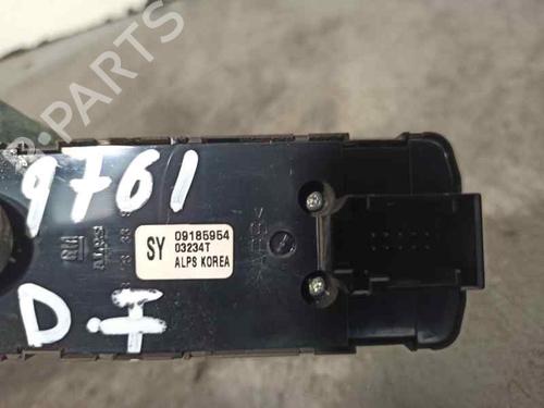 Venstre fortil elrude kontakt OPEL SIGNUM Hatchback (Z03) 3.0 V6 CDTI (F48) | BP5318674I27 