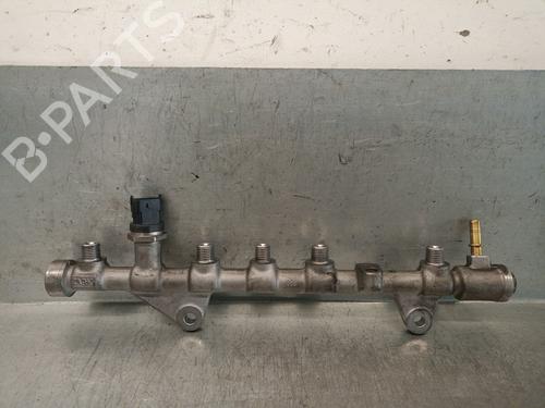 Used Injection rail Injection rail 19793080 19793080