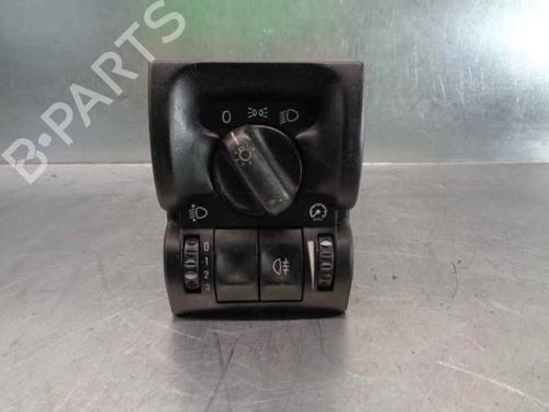 Used Headlight switch OPEL VECTRA B (J96) 2.0 DTI 16V (F19) (101 hp) 20259203