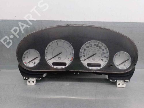 Used Instrument cluster Instrument cluster 15205104 15205104