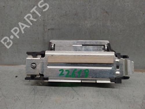 Antenne/Base MERCEDES-BENZ GLA (H247) GLA 200 d 4-matic (247.713) (150 hp) 25711949