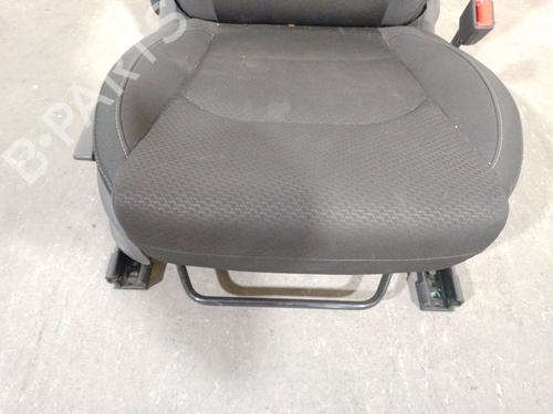 Right front seat HYUNDAI i30 FASTBACK (PDE, PDEN) 1.4 T-GDI | BP36037897C16 - Image 6