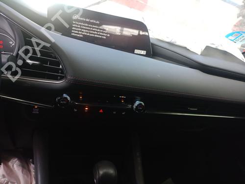 Høyre bak invendig håndtak MAZDA 3 Hatchback (BP) 2.0 SKYACTIV-G M Hybrid | BP28579988I16 
