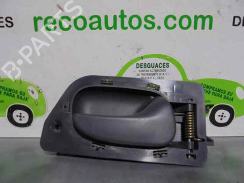 Used Front right interior door handle RENAULT LAGUNA I (B56_, 556_) 1.9 dTi (B56J) (98 hp) 3215197