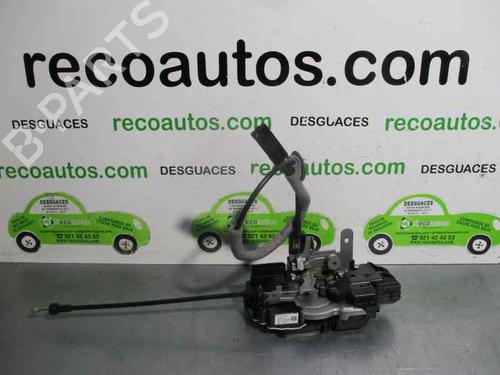 front-right-lock-volvo-v40-hatchback-525-d2-31440390-6-pines-5-puertas-2012-2013-2014-2015-2016-2017-2018-2019-2491636 main image