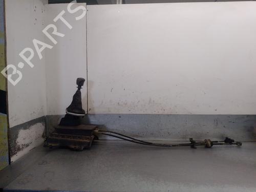 Used Gear lever Gear lever FIAT GRANDE PUNTO (199_) 1.3 D Multijet (199.AXD11, 199.AXD1A, 199.AXD1B,... (90 hp) 40044470 40044470
