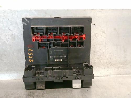 Used Fuse box SEAT LEON (1P1) 1.9 TDI (105 hp) 25712081