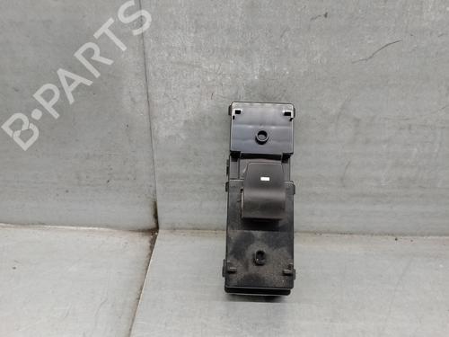 Used Right rear window switch HYUNDAI IONIQ (AE) 1.6 GDI Plug-in Hybrid (141 hp) 16366048