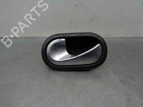 Venstre bak invendig håndtak RENAULT MEGANE II Saloon (LM0/1_) 1.9 dCi (LM0G, LM1G, LM2C) (120 hp) 6874863