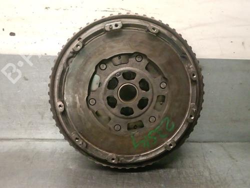 Volant Moteur RENAULT MEGANE IV Hatchback (B9A/M/N_) 1.5 dCi 110 (B9A3) (110 hp) 31924812