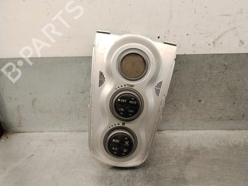climate-control-toyota-yaris-_p9_-2005-2006-2007-2008-2009-2010-2011-2012-2013-2014-36596859 main image