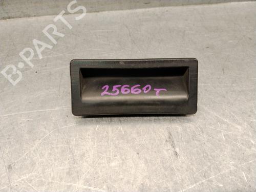 tailgate-handle-audi-a4-b8-8k2-2007-2008-2009-2010-2011-2012-2013-2014-2015-2016-2017-36220675 main image