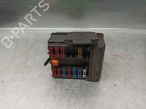 Used Fuse box PEUGEOT 406 (8B) 2.0 Turbo (147 hp) 5887114