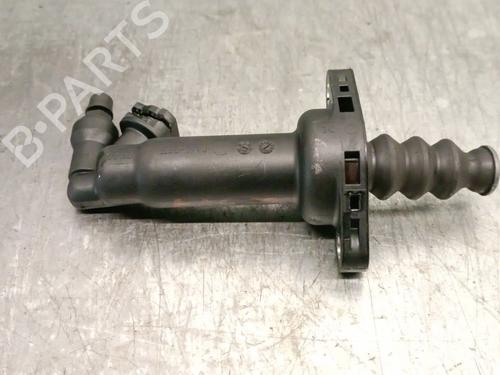 Used Clutch slave cylinder SEAT IBIZA IV SC (6J1, 6P5) 1.6 TDI (90 hp) 25921526