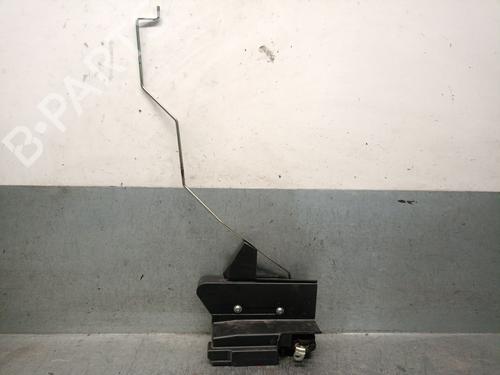 Used Front right lock DACIA DUSTER (HM_) 1.5 dCi 115 4x4 (HMAD) (116 hp) 32124977