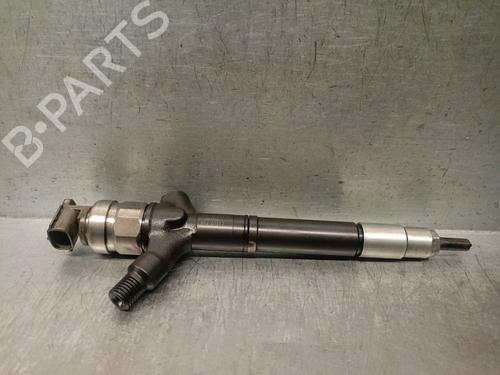 Used Injector TOYOTA AVENSIS Estate (_T25_) 2.0 D-4D (ADT250_, ADT250R) (126 hp) 31375989