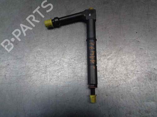 Used Injector NISSAN ALMERA TINO (V10) 2.2 dCi (115 hp) 6135280