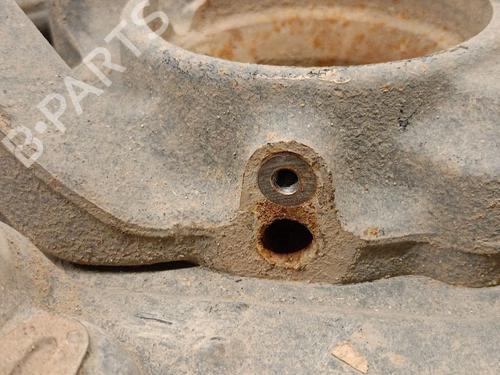 Left rear steering knuckle LAND ROVER FREELANDER I (L314) 2.0 Td4 4x4 | BP24497935M27 