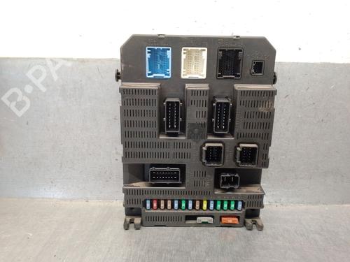 Used Fuse box Fuse box CITROËN C4 Coupe (LA_) 1.6 HDi (90 hp) 34383351 34383351