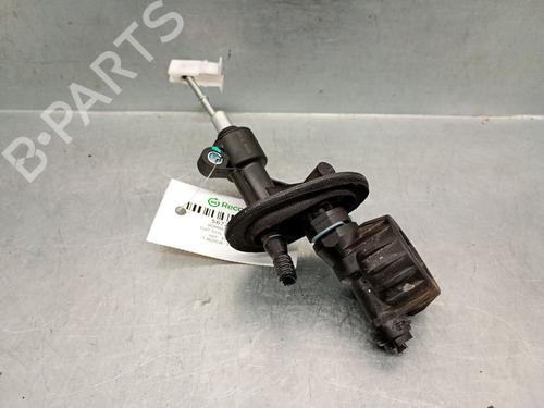 Clutch slave cylinder FIAT 500L (351_, 352_) 1.3 D Multijet (199.LYM11, 199.LYM1A) | BP29449831M113