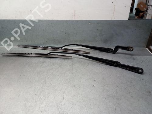 Used Front windshield wiper arm SKODA FABIA I (6Y2) 1.4 16V (75 hp) 31941279