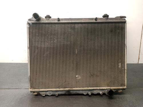 Used Water radiator Water radiator OPEL FRONTERA B (U99) 2.2 DTI (6B_ZC, 6B_VF, 6B_66, 6B_76) (116 hp) 39950443 39950443