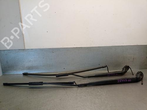 Used Front windshield wiper arm Front windshield wiper arm CITROËN C4 CACTUS 1.2 THP 110 (110 hp) 35895717 35895717