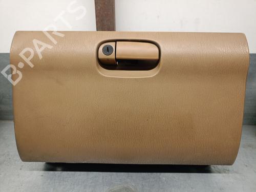 Used Glove box JEEP CHEROKEE (XJ) 2.5 Tdi 4x4 (116 hp) 21577533