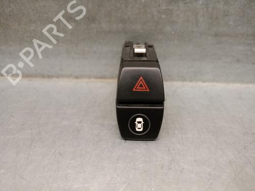 Bouton de warning BMW X2 (F39) sDrive 18 i (140 hp) 31924731