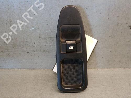 Used Right front window switch Right front window switch PEUGEOT EXPERT Van (VF3A_, VF3U_, VF3X_) 1.6 HDi 90 16V (90 hp) 33173316 33173316