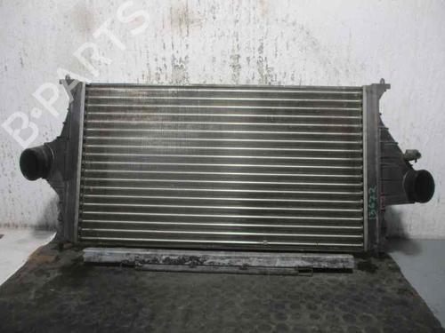 Used Intercooler PEUGEOT 605 (6B) 2.1 TD 12V (109 hp) 8209396