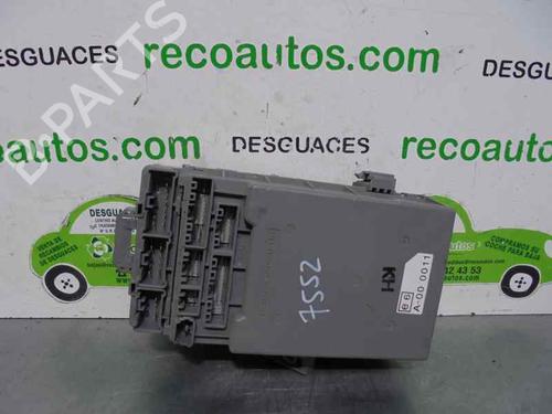 Used Fuse box HONDA CIVIC VIII Saloon (FD, FA) 1.3 IMA (FA3, FD3) (95 hp) 2311127
