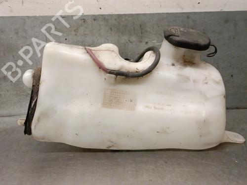 windscreen-washer-tank-renault-clio-ii-bb_-cb_-1998-1999-2000-2001-2002-2003-2004-2005-2006-2007-2008-2009-2010-2011-2012-2013-2014-2015-2016-31572211 main image
