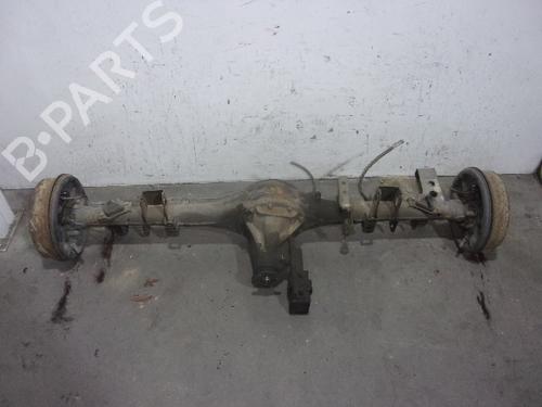 Used Rear axle HYUNDAI H-1 Van (A1) 2.5 TD (80 hp) 18040851