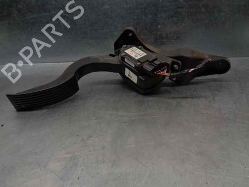 Used Pedal HYUNDAI SANTA FÉ II (CM) 2.2 CRDi (155 hp) 8002508