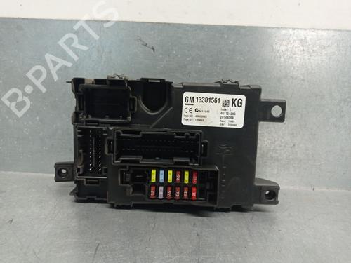 Used Fuse box OPEL CORSA D (S07) 1.2 (L08, L68) (80 hp) 31666134
