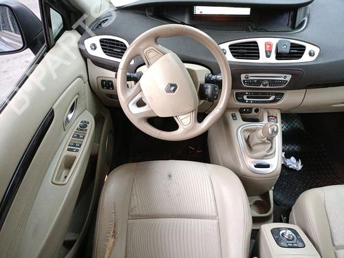 Seat buckle RENAULT SCÉNIC III (JZ0/1_) 2.0 dCi (JZ0L) | BP22984704I32 